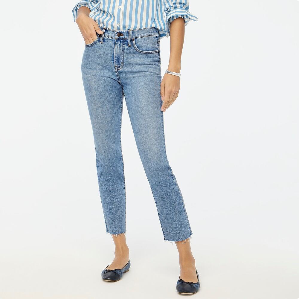 J.Crew Factory Petite essential straight jean in all-day stretch P29